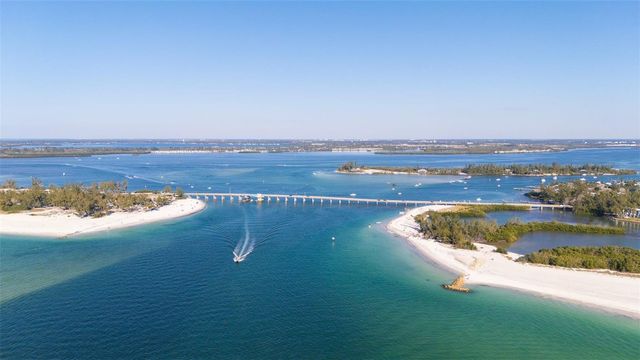 6201 HOLMES BOULEVARD, Holmes Beach, FL 34217