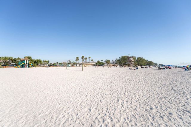 6201 HOLMES BOULEVARD, Holmes Beach, FL 34217