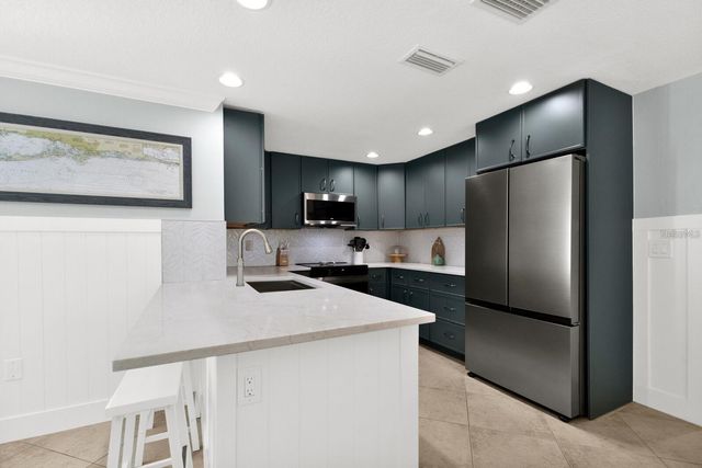 6201 HOLMES BOULEVARD, Holmes Beach, FL 34217