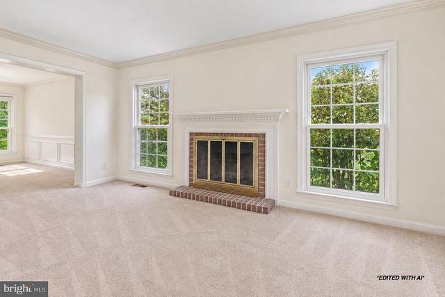 1316 SUMMERFIELD DR, Herndon, VA 20170