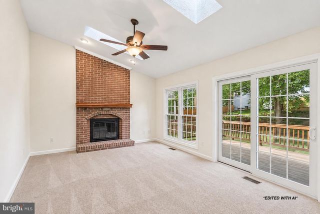 1316 SUMMERFIELD DR, Herndon, VA 20170