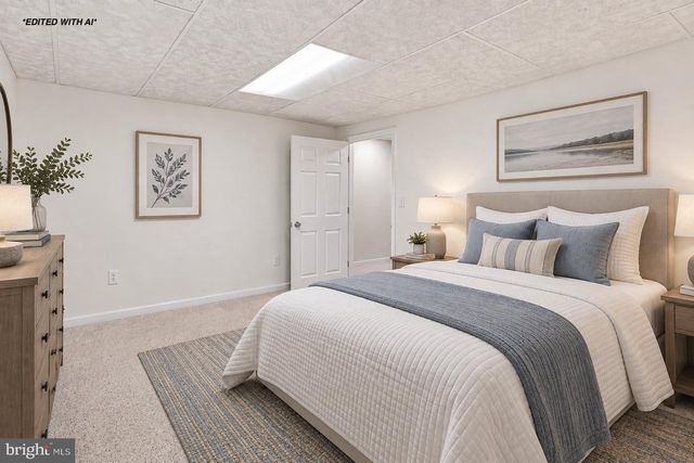 1316 SUMMERFIELD DR, Herndon, VA 20170