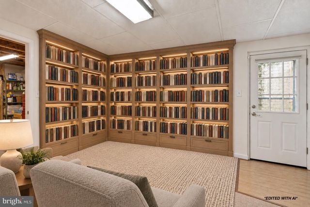 1316 SUMMERFIELD DR, Herndon, VA 20170
