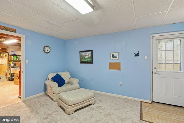 1316 SUMMERFIELD DR, Herndon, VA 20170
