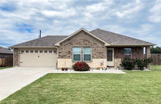 296 Summit Drive, Mineral Wells, TX 76067