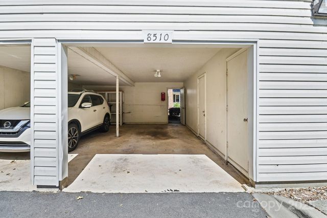 8510 Castle Pine Court, Charlotte, NC 28226