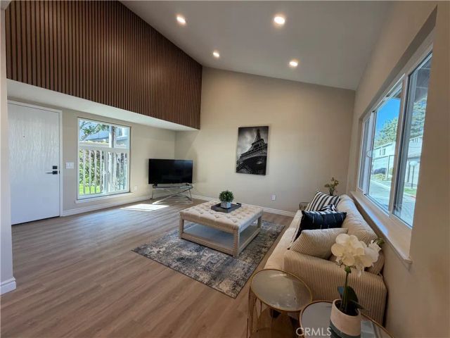 376 N Via Marsala, Anaheim, CA 92806