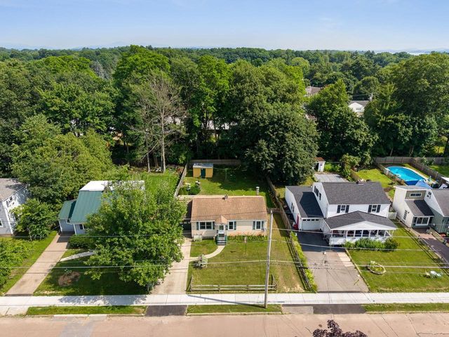 149 Woodlawn Road, Burlington, VT 05408