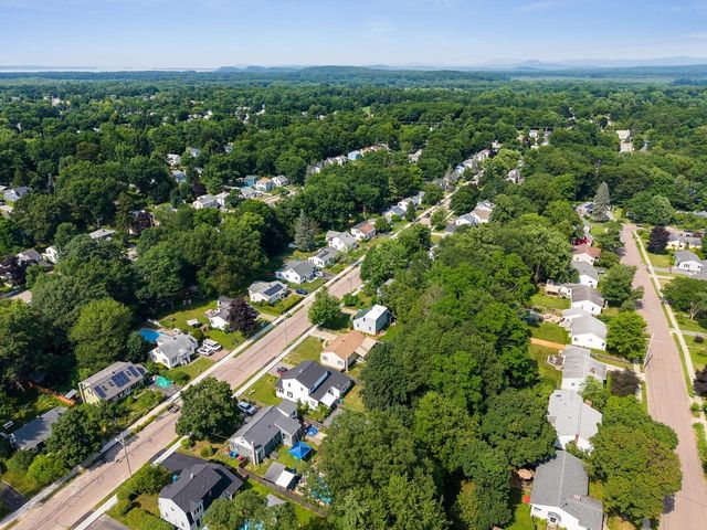 149 Woodlawn Road, Burlington, VT 05408