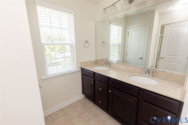 8913 Ringview Dr, Mechanicsville, VA 23116