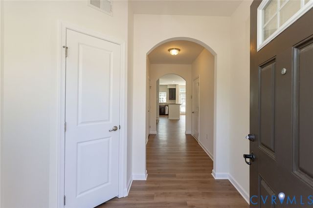 8913 Ringview Dr, Mechanicsville, VA 23116