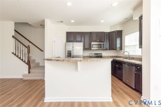 8913 Ringview Dr, Mechanicsville, VA 23116