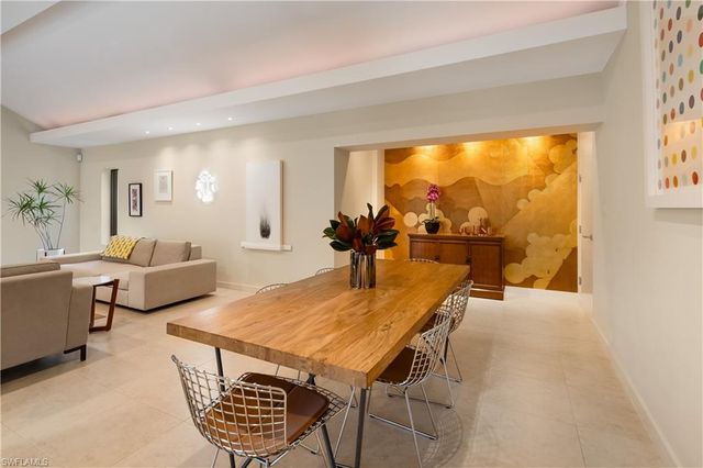 705 Shadow Lake LN, Naples, FL 34108