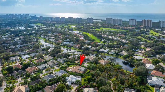 705 Shadow Lake LN, Naples, FL 34108