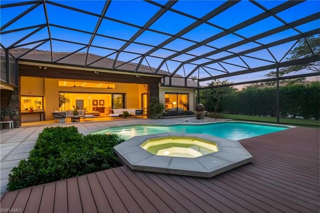 705 Shadow Lake LN, Naples, FL 34108