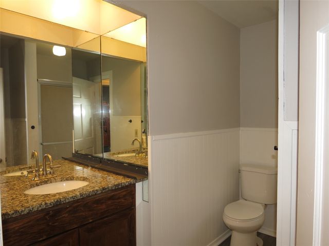 5643 E Side Avenue, Dallas, TX 75214