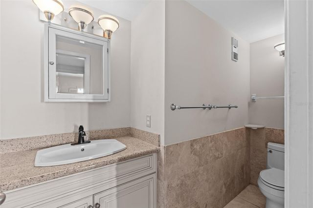 829 1ST STREET S 3B, Jacksonville Beach, FL 32250