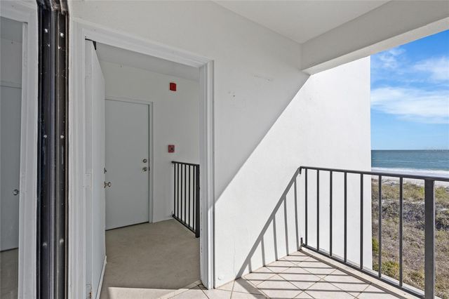 829 1ST STREET S 3B, Jacksonville Beach, FL 32250