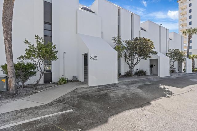 829 1ST STREET S 3B, Jacksonville Beach, FL 32250