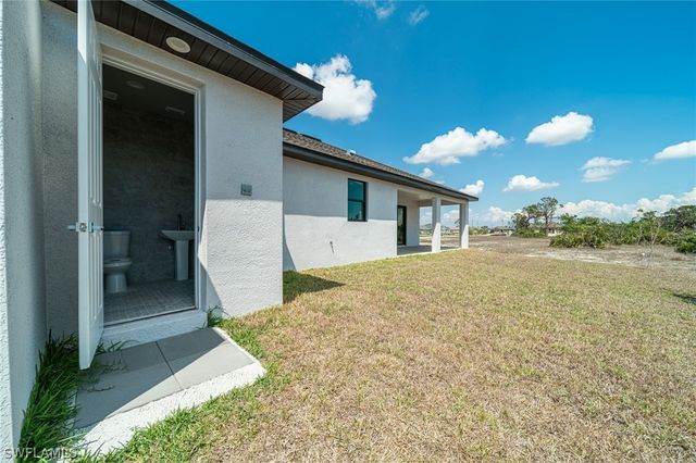 2458 NW 21st TER, Cape Coral, FL 33993