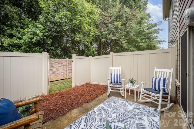 407 Park Meadows Drive, Matthews, NC 28104
