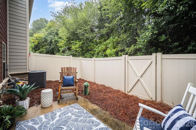 407 Park Meadows Drive, Matthews, NC 28104