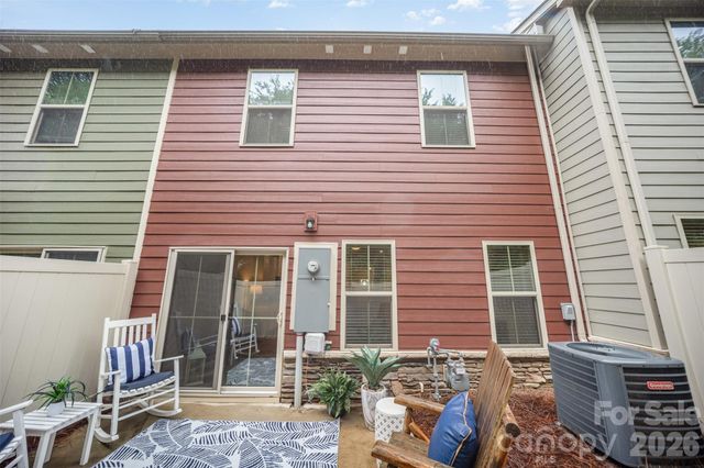 407 Park Meadows Drive, Matthews, NC 28104