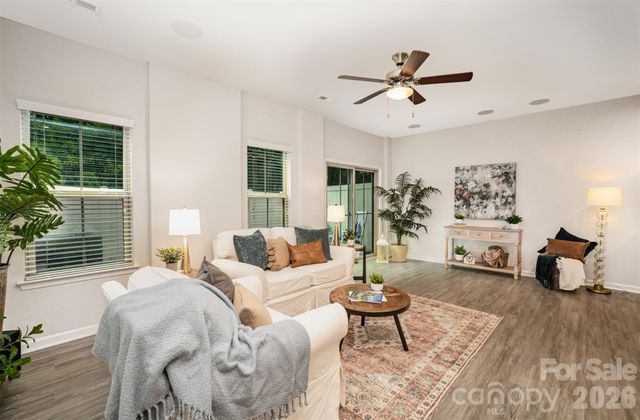407 Park Meadows Drive, Matthews, NC 28104