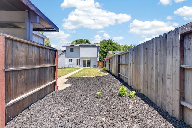 6849 Allegheny Ct, Stockton, CA 95219