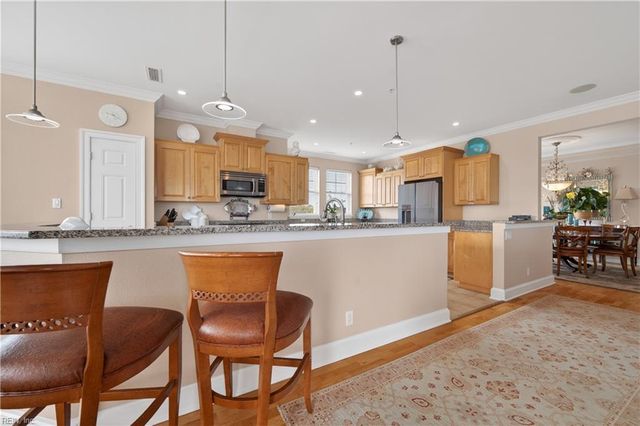 3800 DuPont Cir Unit 302, Virginia Beach, VA 23455