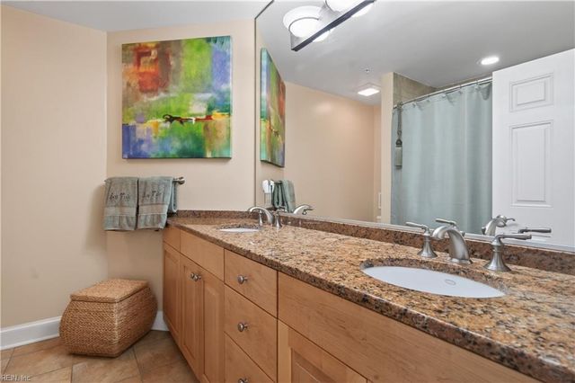 3800 DuPont Cir Unit 302, Virginia Beach, VA 23455