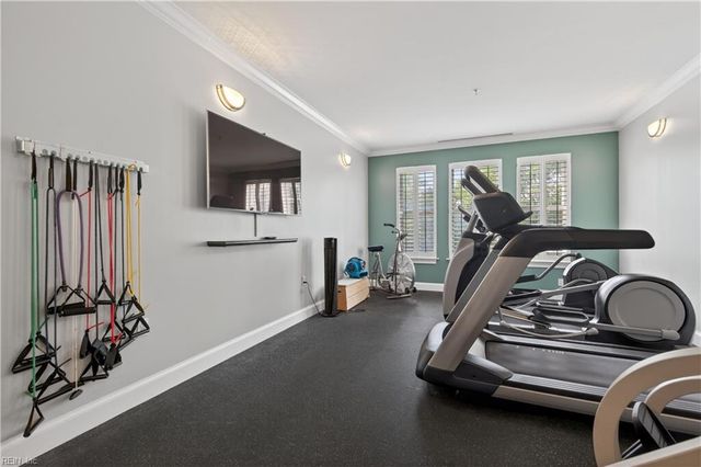 3800 DuPont Cir Unit 302, Virginia Beach, VA 23455