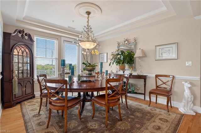 3800 DuPont Cir Unit 302, Virginia Beach, VA 23455