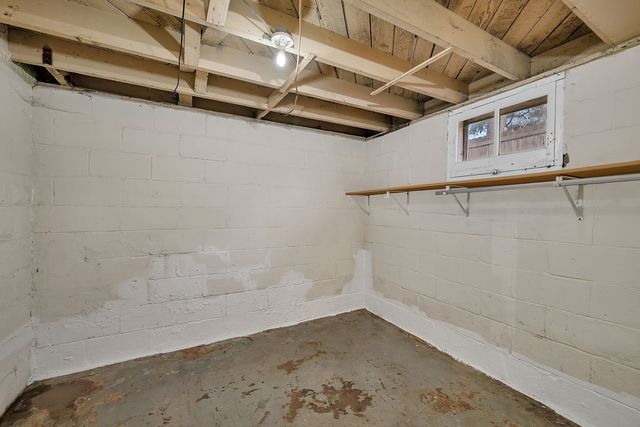 1238 Wauponsee Street, Morris, IL 60450