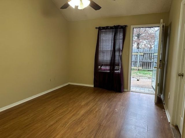 2595 REESE POINT DR, Memphis, TN 38133