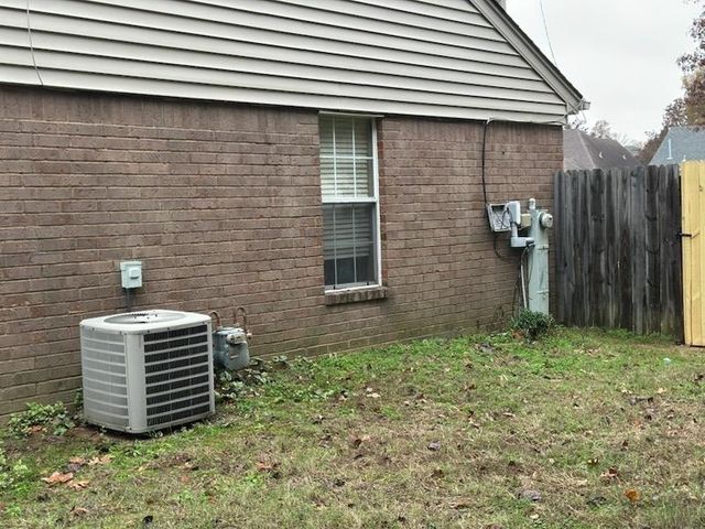 2595 REESE POINT DR, Memphis, TN 38133