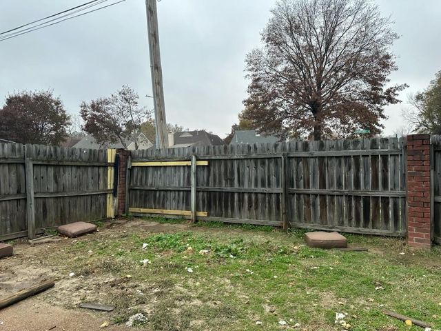 2595 REESE POINT DR, Memphis, TN 38133