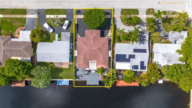 817 NW 30th St, Wilton Manors, FL 33311