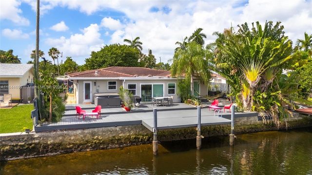 817 NW 30th St, Wilton Manors, FL 33311