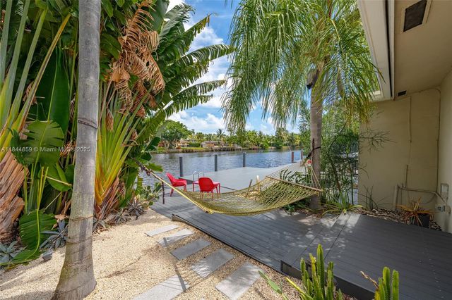 817 NW 30th St, Wilton Manors, FL 33311