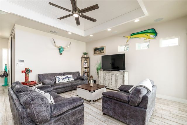 13838 Halyard Dr, Corpus Christi, TX 78418
