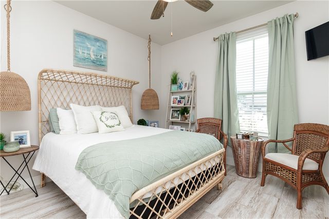 13838 Halyard Dr, Corpus Christi, TX 78418