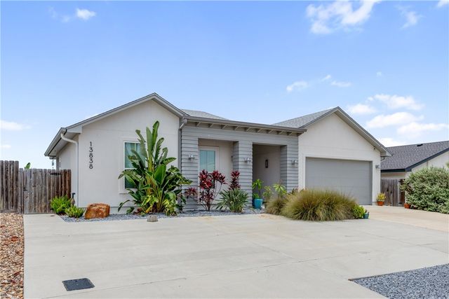 13838 Halyard Dr, Corpus Christi, TX 78418