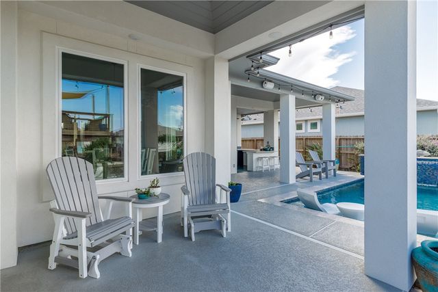 13838 Halyard Dr, Corpus Christi, TX 78418