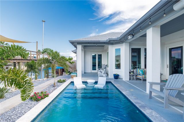 13838 Halyard Dr, Corpus Christi, TX 78418