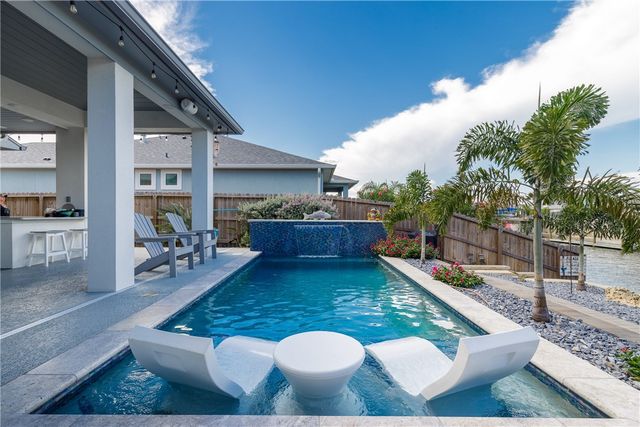 13838 Halyard Dr, Corpus Christi, TX 78418
