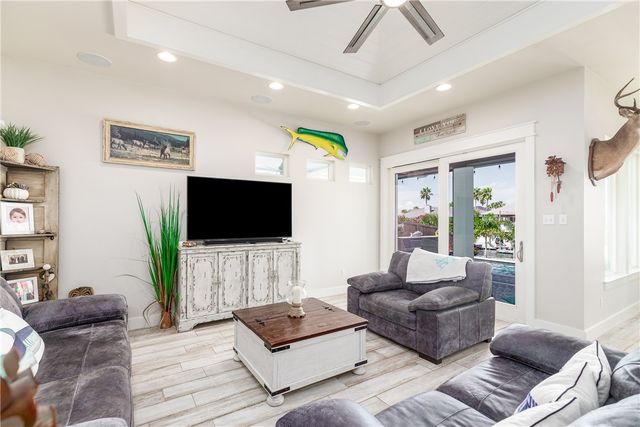13838 Halyard Dr, Corpus Christi, TX 78418