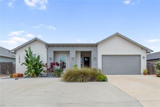 13838 Halyard Dr, Corpus Christi, TX 78418