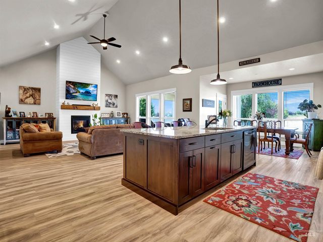 1339 Antelope Ave, Middleton, ID 83644