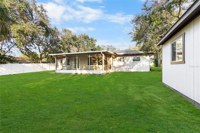 772 PALMER ROAD, Belleair Bluffs, FL 33770